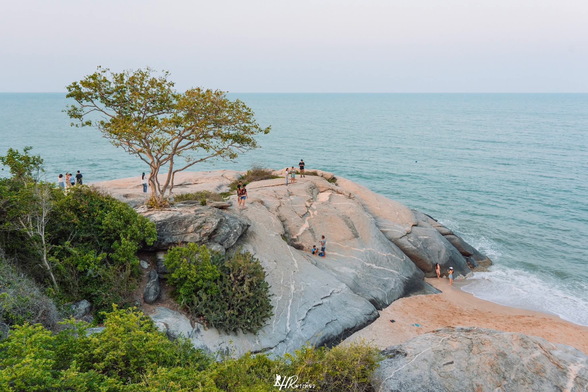 หาดทรายน้อย